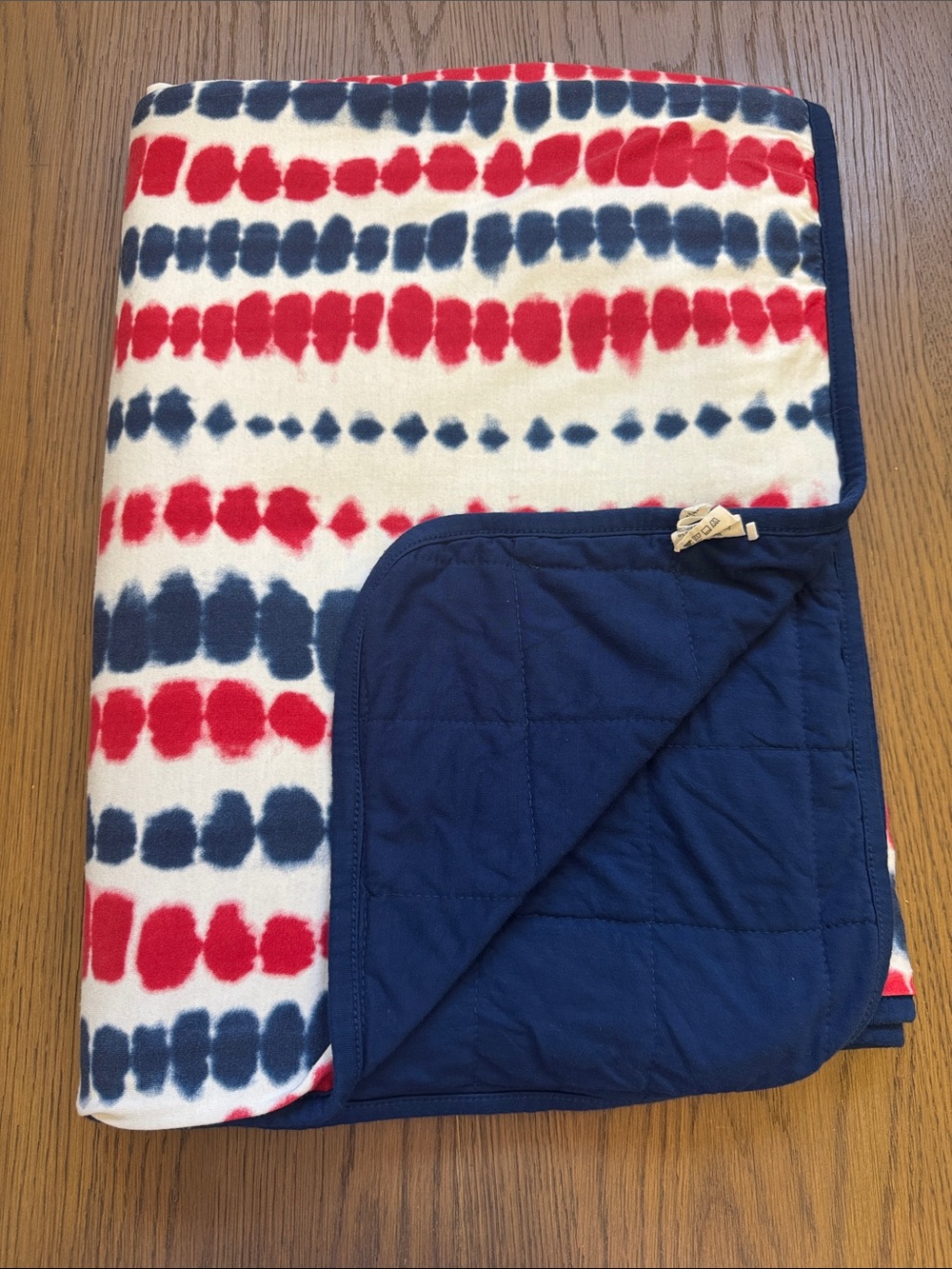 Kyte Baby Red and Blue Tie Dye Blanket 1.0 tog